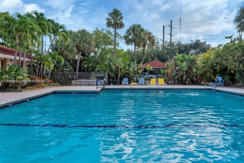 Condo in Lauderhill, Florida, 1 bedroom  № 1304832 - photo 16