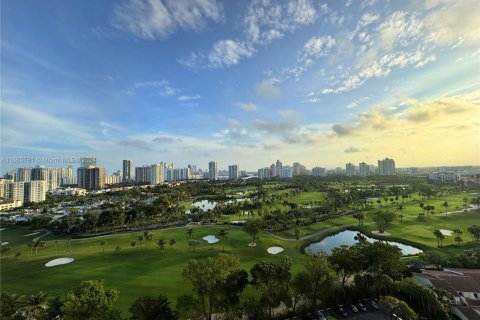 Copropriété à louer à Aventura, Floride: 2 chambres, 141.3 m2 № 1368671 - photo 24