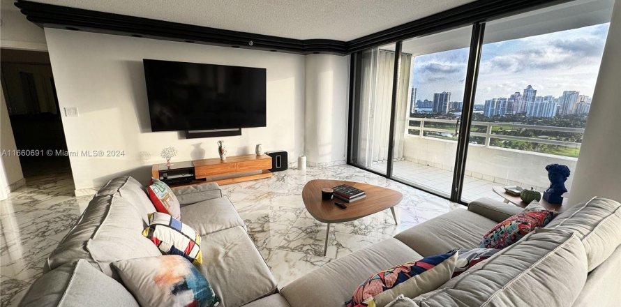 Condo in Aventura, Florida, 2 bedrooms  № 1368671