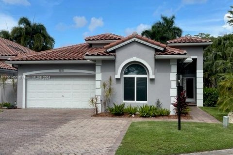 Villa ou maison à vendre à Miami, Floride: 3 chambres, 197.14 m2 № 1368674 - photo 1