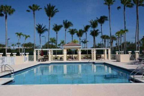 Villa ou maison à vendre à Miami, Floride: 3 chambres, 197.14 m2 № 1368674 - photo 25