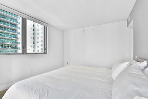 Condo in Miami, Florida, 2 bedrooms  № 1368672 - photo 28