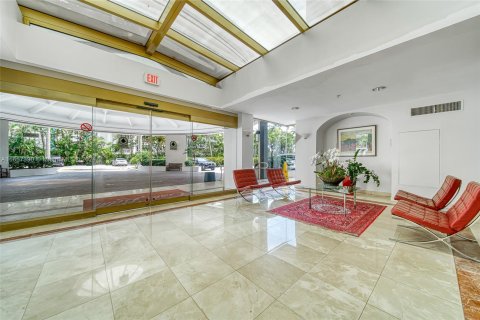 Copropriété à vendre à Miami, Floride: 2 chambres, 116.03 m2 № 1362387 - photo 30