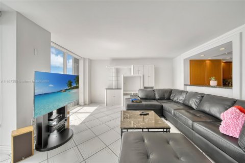 Condominio en venta en Miami, Florida, 2 dormitorios, 116.03 m2 № 1362387 - foto 6