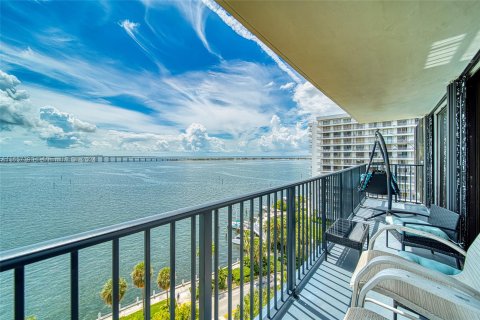 Copropriété à vendre à Miami, Floride: 2 chambres, 116.03 m2 № 1362387 - photo 1