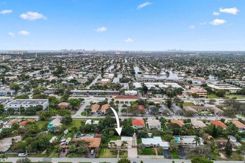 Immobilier commercial à vendre à Pompano Beach, Floride: 194.17 m2 № 1207798 - photo 8