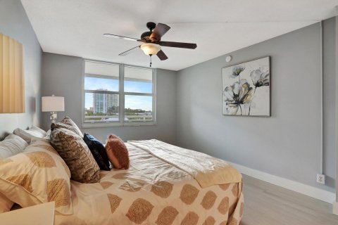Condo in Pompano Beach, Florida, 2 bedrooms  № 1141327 - photo 6