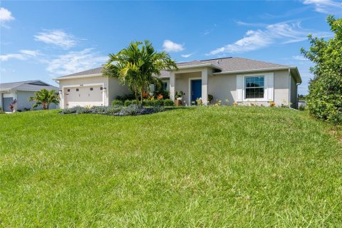 Villa ou maison à vendre à Englewood, Floride: 3 chambres, 152.36 m2 № 1369358 - photo 1