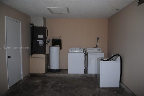 Adosado en venta en Homestead, Florida, 2 dormitorios, 89.56 m2 № 1364133 - foto 14