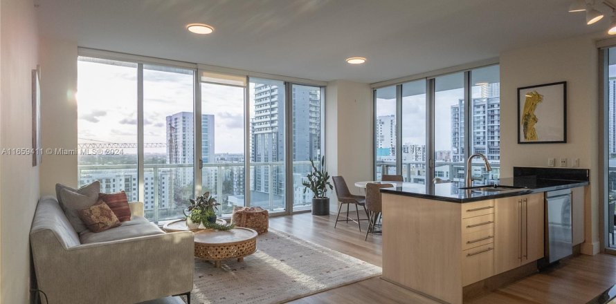 Condo à Miami, Floride, 2 chambres  № 1364132