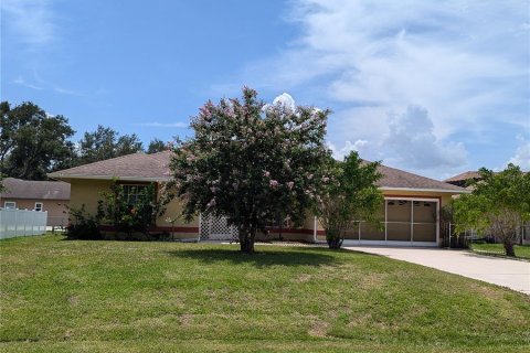 House in Kissimmee, Florida 3 bedrooms, 153.1 sq.m. № 1301578 - photo 1