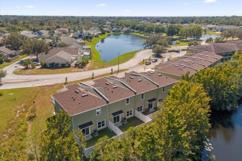 Townhouse in Davenport, Florida 4 bedrooms, 189.06 sq.m. № 1422365 - photo 27