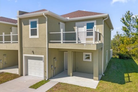 Townhouse in Davenport, Florida 4 bedrooms, 189.06 sq.m. № 1422365 - photo 1