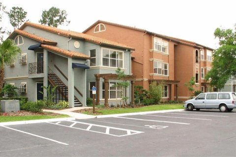 Condo in Orlando, Florida, 1 bedroom  № 1303763 - photo 1