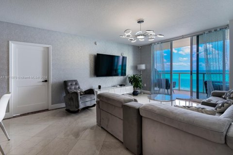 Condo in Sunny Isles Beach, Florida, 2 bedrooms  № 1393658 - photo 6