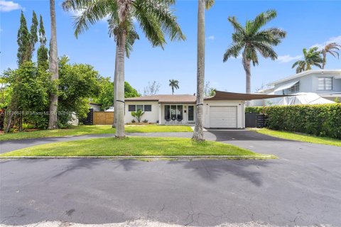 Casa en venta en Hollywood, Florida, 2 dormitorios, 113.34 m2 № 1315966 - foto 3