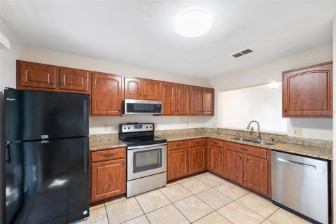 Touwnhouse à vendre à Tampa, Floride: 2 chambres, 110.09 m2 № 1383403 - photo 19