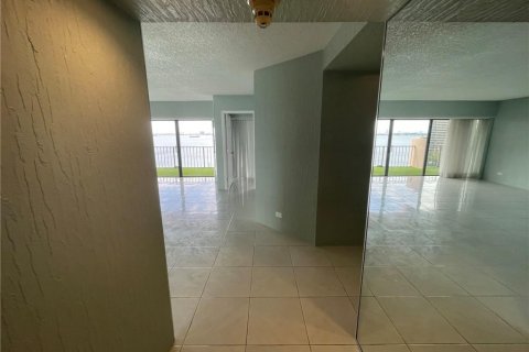 Condominio en venta en Miami, Florida, 2 dormitorios, 135.64 m2 № 1129017 - foto 30