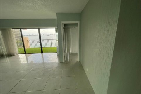 Copropriété à vendre à Miami, Floride: 2 chambres, 135.64 m2 № 1129017 - photo 17