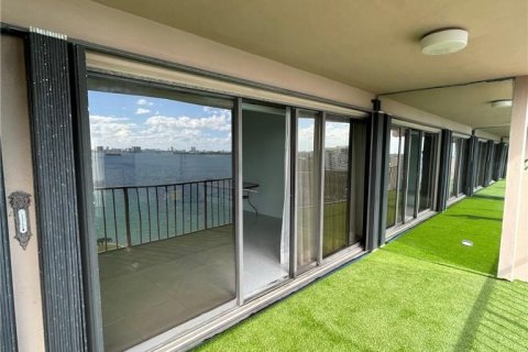 Copropriété à vendre à Miami, Floride: 2 chambres, 135.64 m2 № 1129017 - photo 5