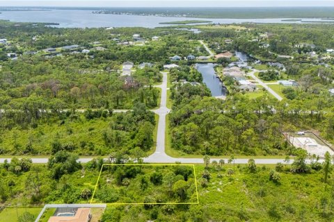 Terreno en venta en Port Charlotte, Florida № 1201317 - foto 9