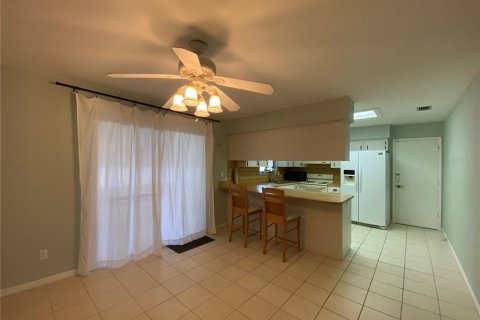 House in Edgewater, Florida 3 bedrooms, 122.26 sq.m. № 1403700 - photo 4