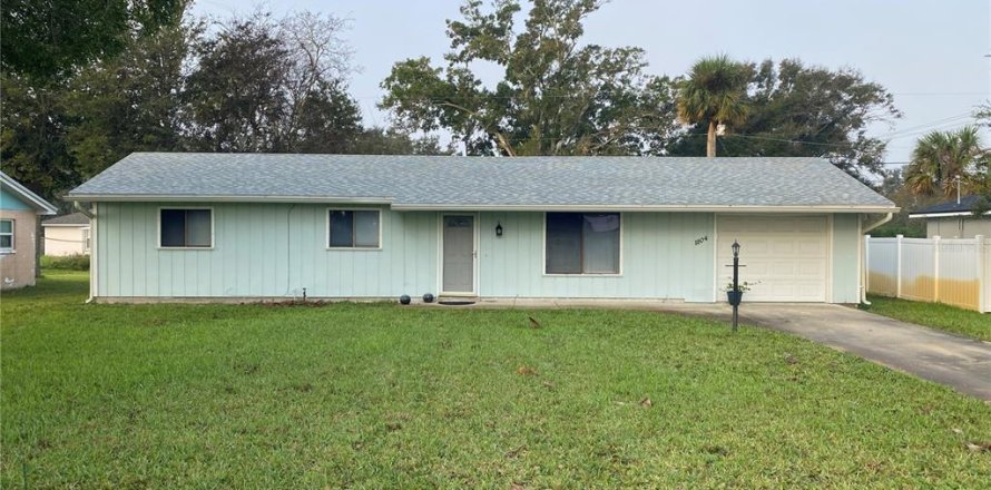 House in Edgewater, Florida 3 bedrooms, 122.26 sq.m. № 1403700